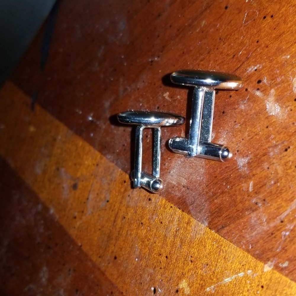 Cufflinks - Picture 3 of 3